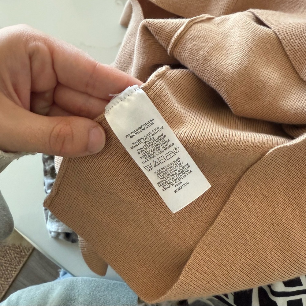 Ann Taylor Camel Color Sleeveless Mock Neck Neutral Lightweight Sweater Top - Picture 3 of 12